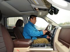 2014款 5.7L 户外版