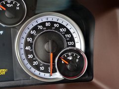 2014款 5.7L 户外版