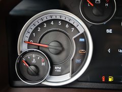 2014款 5.7L 户外版