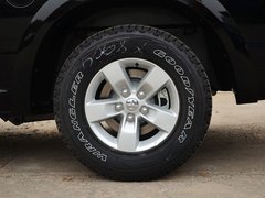 2014款 5.7L 户外版