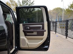 2014款 5.7L 户外版