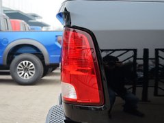 2014款 5.7L 户外版