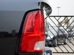 2014款 5.7L 户外版