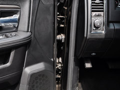 2014款 5.7L 户外版