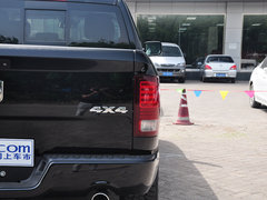 2014款 5.7L 户外版