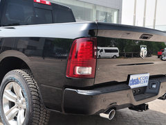 2014款 5.7L 户外版
