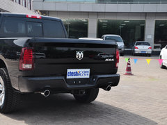 2014款 5.7L 户外版