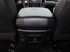 2014款 5.7L 户外版