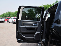 2014款 5.7L 户外版