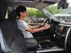 2014款 5.7L 户外版