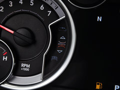 2014款 5.7L 户外版