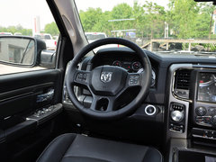 2014款 5.7L 户外版