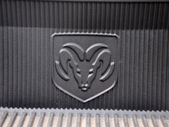 2014款 5.7L 户外版