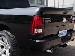 2014款 5.7L 户外版