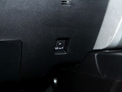 2014款 5.7L SR5
