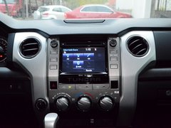 2014款 5.7L SR5 TRD版