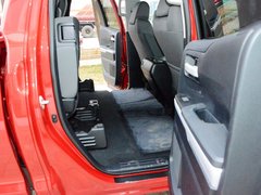 2014款 5.7L SR5 TRD版