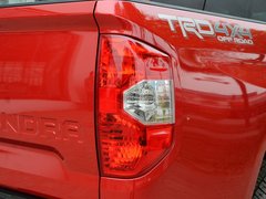 2014款 5.7L SR5 TRD版