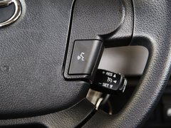 2014款 5.7L SR5 TRD版