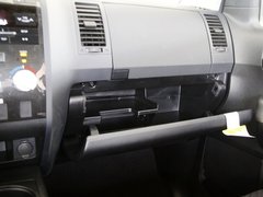 2014款 5.7L SR5 TRD版