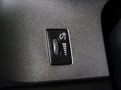 2014款 5.7L SR5 TRD版