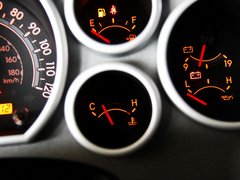 2014款 5.7L SR5 TRD版