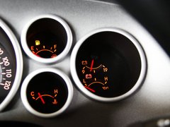 2014款 5.7L SR5 TRD版