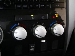 2014款 5.7L SR5 TRD版