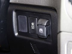 2014款 5.7L SR5 TRD版