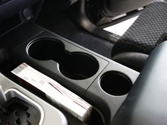 2014款 5.7L SR5 TRD版