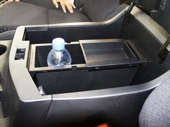 2014款 5.7L SR5 TRD版