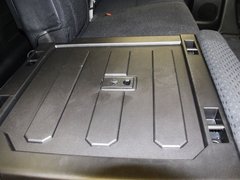 2014款 5.7L SR5 TRD版