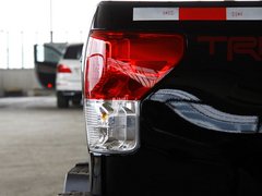 2014款 5.7L SR5 TRD版