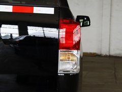 2014款 5.7L SR5 TRD版