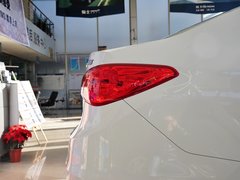 2014款 1.5L 手动 精英型