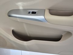 2014款 1.5L 手动 精英型