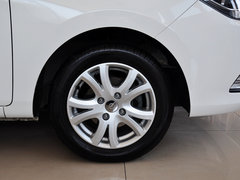 2014款 1.5L 手动 旗舰型