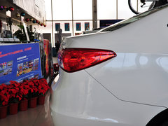 2014款 1.5L 手动 旗舰型