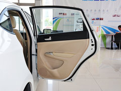 2014款 1.5L 手动 旗舰型