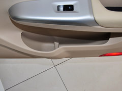 2014款 1.5L 手动 旗舰型