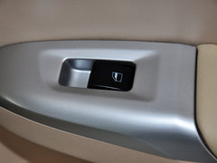 2014款 1.5L 手动 旗舰型