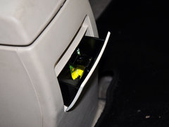 2014款 1.5L 手动 旗舰型