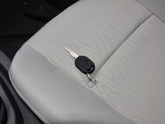 2013款 1.5L 基本型L2B