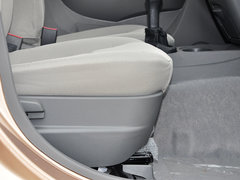 2013款 1.5L 基本型L2B
