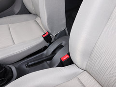 2013款 1.5L 基本型L2B