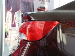 2014款 1.6L 自动 Premium