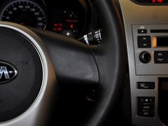 2014款 1.6L 自动 Premium