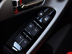 2014款 1.6L 自动 Premium
