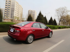 2014款 1.6L 自动 Premium
