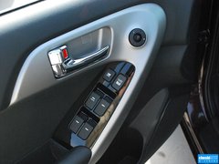 2014款 1.6L 自动 Premium